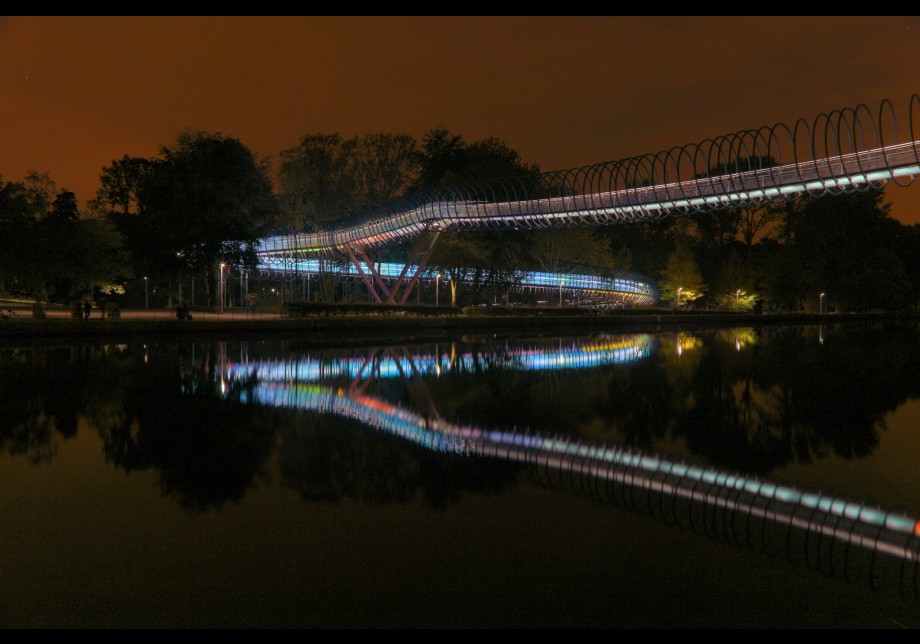 Wir wollen auf die Brücke (Slinky Springs) (Bild: Dirk Sichelschmidt)